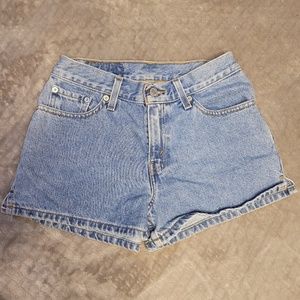 LEVIS shorts size 3